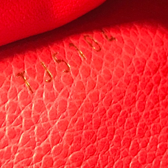 ❤️SOLD❤️Authentic Louis Vuitton Saint-Germain - Picture 8 of 8